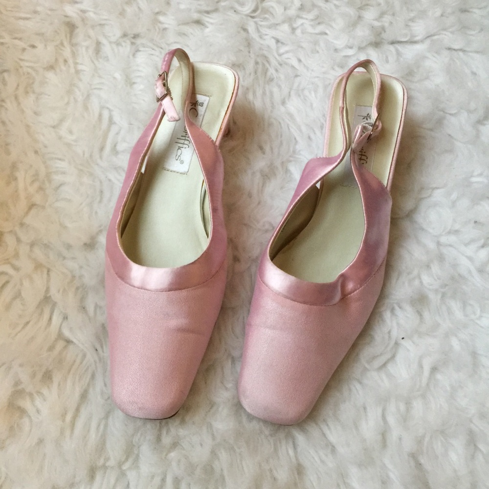 Coloriffics Gabrielle Slingback Stain Pumps